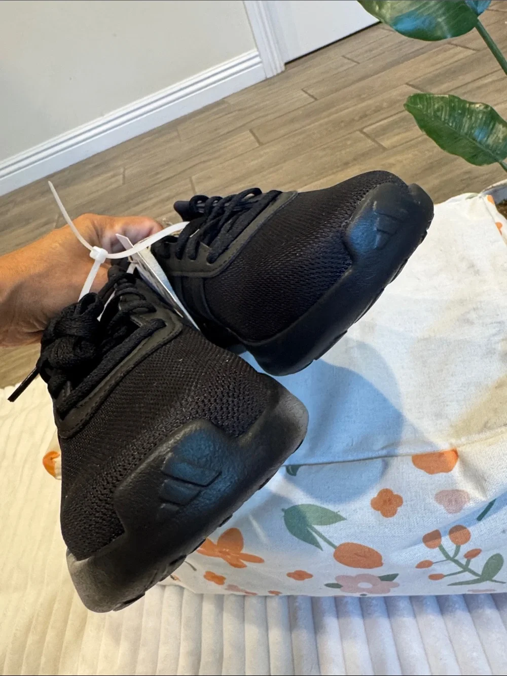 🖤adidas Lite Racer 4.0